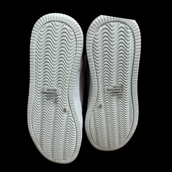 Novus Women’s light purple sneakers with silver rhinestones Size 9 NWOT - Picture 5 of 5